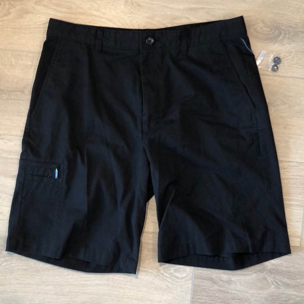 NWOT Greg Norman Black Chino Shorts